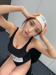 想像以上にデカい山本美月の胸 : 画像ナビ!