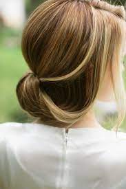 C'est un chignon pour cheveux mi long ou court. Coiffure Mariage Cheveux Mi Longs Conseils Idees Et Tendances