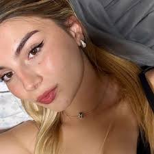 Natalia Rubio (@nataliarbb19)