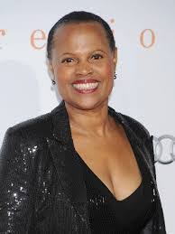 Crista Parker's Instagram, Twitter & Facebook