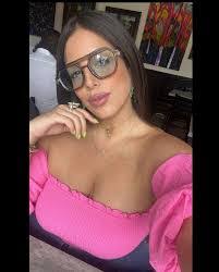 Paulette Torres's Instagram, Twitter & Facebook