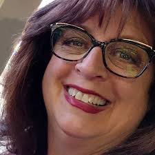 Lori Brewer (@lori_brewercutsmyhair) • Instagram photos and videos