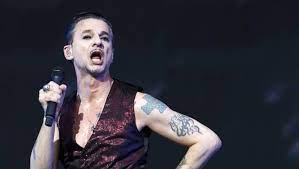 Charismatic english singer/songwriter best known as the voice of pioneering synth pop band depeche mode. Dave Gahan Covert Nothing Else Matters Fur Metallica Tribute