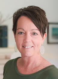 Voters elect a mix of incumbents, challengers