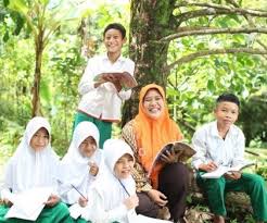 Indonesia juga punya vainglory days, 25/01/2018. Perjuangan Ai Dewi Mengajar Anak Suku Baduy Di Pedalaman