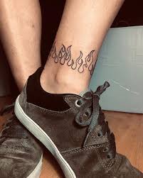 Besides tattooing fuego is also interested in screen printing, ceramic and jewellery. New The 10 Best Tattoo Ideas Today With Pictures Llamitas Al Rededor De Todo El Tobillo Para Mi Amiga Malosideal Cool Tattoos Tattoos Tattoos For Guys