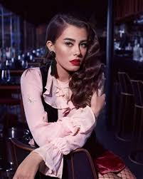 ممثلة مصرية، اشتهرت بعملها في مسلسل (للحب فرصة أخيرة) عام 2018، بينما كان ميرال ماهيليان. R S96d5luyj2xm