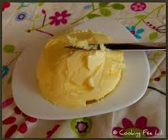 Faire Son Beurre Maison Trop Facile Beurre Fait Maison Cuisine Et Boissons Recette
