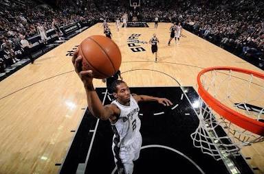 Kawhi Leonard going for a dunk with a straight face : r ...