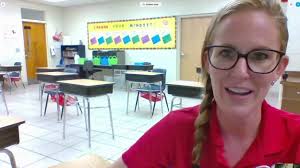 A+ Teacher: Melbourne Woman Shows Extra Effort Online