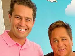 Filho de Leonardo explica sobre decisão de ter desistido da carreira de  cantor