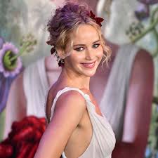 Maybe you would like to learn more about one of these? Jennifer Lawrence Diese Details Sind Uber Das Brautkleid Bekannt Gala De