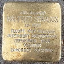 File:Manfred Strauss