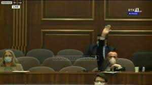 Osmani started her carrier as a teenage activist. Albin Kurti Rrezohet Me 82 Vota Vjosa Osmani Kunder Ldk Youtube