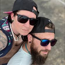 To help My Chemical Romance close out their set Friday night in Chicago,  Billy Corgan joined MCR to perform "Bullet With Butterfly Wings," a cover  they debuted earlier this summer