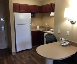 Phoenix has a long list of beautiful 3, 4, 5 and even 6 bedroom homes that offer all the comforts of. Central Avenue Corridor Apartments For Rent 170 Apartments Phoenix Az Apartmentguide Com