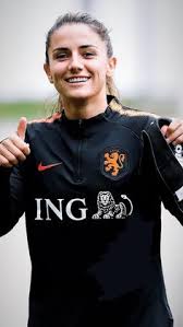 Onvermijdelijk dacht ik terug naar donderdag 2 juli 2015, de vroege. 7 Ideeen Over Oranje Leeuwinnen Oranje Voetbal Meisjes Voetbalvrouwen