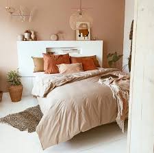 Pin By Christine On Room Do Up In 2020 Warm Home Decor Warm Bedroom Bedroom Interior