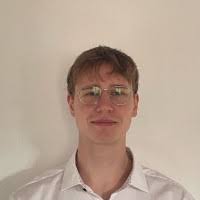 100+ perfiles de «Lipski»