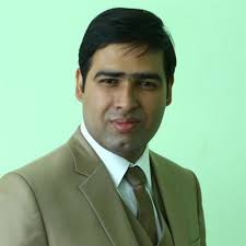 Day two of our field trip is in full swing! Today, we took our participants  to Calexico, where they visited an irrigation canal managed by the Imperial  Irrigation District. There, they got