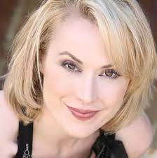  Guest Editor Meredith Thomas Talks About How To Survive The Holidays Viva Magazine