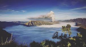 Obyek wisata gunung bromo ini merupakan fenomena. Open Trip Bromo Puncak B29 P30 Air Terjun Tumpak Sewu Goa Tetes Wisata Gunung Bromo Tengger Semeru