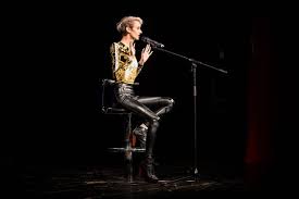 Lisa eckhart (lisa lasselsberger) was born on 6 september, 1992 in leoben, austria, is a slam poet, cabaret artist, entertainer, comedian. Der Andere Blick Die Neuen Tugendwachter Und Der Wahrheitsterror