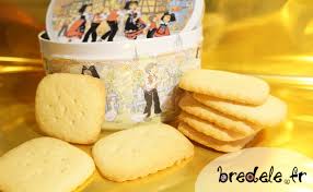 La Recette Des Albert Bredele Biscuits Alsaciens Moelleux Et Simple A Faire Sorte De Petit Beurre Fait Maison A Consom Recette Biscuit Bredele Biscuit Maison