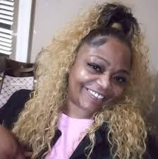 Taylor L Dawson (@tayee.dawson) • Facebook