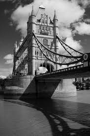 Famous Black And White Art Prints The World Famous Tower Bridge In London A Magnificent Structure Tower Bridge London In Bla Black And White Photo Wall White Photography Tower Bridge London