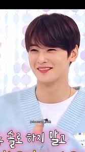 Cha Eun-woo official group