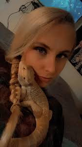 Bearded dragon selfie ideas and photos