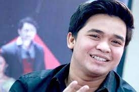 Mereka menduga kehadiran adik olga syahputra itu untuk mendukung aktris 21 tahun tersebut. Billy Syahputra Clarifies About Amanda Manopo Reportedly Newsy Today