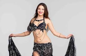 Non devi fare la danza del ventre utilizzando sempre lo stesso movimento. Improvvisazione Nella Danza Del Ventre In Fusion Tribal