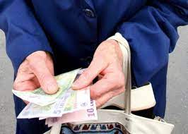 Pe moment, această sumă este de 250 de lei și este acordată familiilor al căror venit este mai mic decât nivelul. Care Este Valoarea È™i Cine Are Dreptul La Ajutor Social In 2021 Newmoney