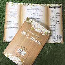 Https Bit Ly 2fs3tbh Wedding Invitation Leli Hendra Tanya Tanya Atau Info Lebih Lanjut Hubungi Wa 08561410 Invitations Wedding Invitations Guest Book
