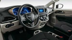 2020 Chrysler 200 Interior In 2020 Chrysler Town And Country Chrysler Voyager Mini Van