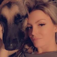 Shannon Mcneely's Instagram, Twitter & Facebook