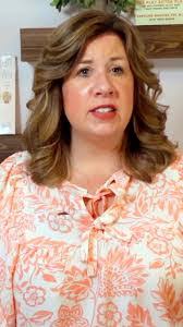 Caroline Maguire's Instagram, Twitter & Facebook