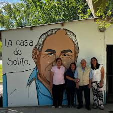 SE INAUGURÓ EL MURAL EN RECONOCIMIENTO DE “DON SOTITO” 💚 Esta mañana la  Subsecretaría de Deportes inauguró un nuevo mural en homenaje a Florentino  Soto “Don Sotito”, un empleado municipal jubilado con