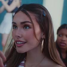 Madison Marilla Looks Like Ellen