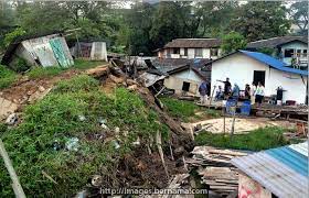 BERNAMA on Twitter: "Keadaan rumah setinggan yang musnah dalam kejadian  tanah runtuh di Kampung Tahana, Larkin, Johor tengah malam tadi.  http://t.co/C2b00w32Ay"