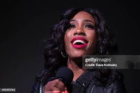 32 Apple Store Soho Presents Meet The Musician Sevyn Streeter Photos & High  Res Pictures