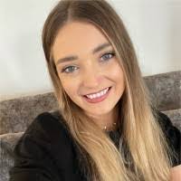 Cheryl Biggs's Instagram, Twitter & Facebook