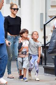 Jennifer Lopez Says She Wants More Children Fashion Jennifer Lopez Famous Moms