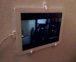 33 Geniale Lifehacks Die Du Wirklich Nutzlich Finden Wirst Ipad Halterung Zimmer Im Studentenwohnheim Und Wohnheim Hacks