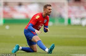 With shadow he can chase down most attackers, and his passing is faultless. Roy Keane Believes Jordan Henderson Should Not Have Been Picked For The Euros Saty Obchod News