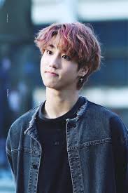 Ok But Jisung Is Highkey The Cutest Kindest And Most Talented Lil Baby Ever I Love Him Kids Boy Groups Lee Know