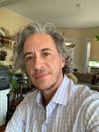 Alexis Turner's Instagram, Twitter & Facebook