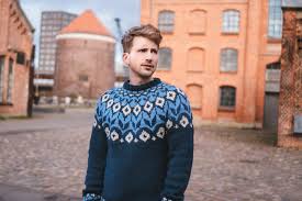 Norweger pullover erleben auch im mitteleuropäischen raum seit einigen jahren wieder ein großes revival. Norwegerpullover Stricken Fur Den Mann Anleitung Sockshype Com
